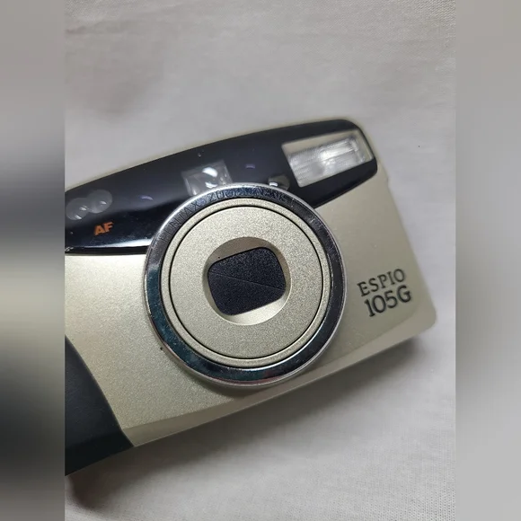 Pentax Espio 105 G Gold Point & Shoot 35mm Film Camera - Picture 2 of 6